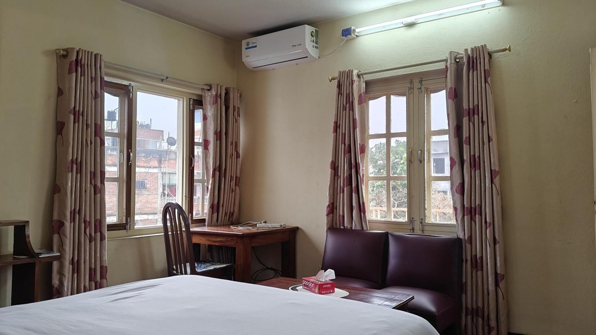 Rooftop Studio And 2Bhk Apartments In Kathmandu'S Most Happening Place المظهر الخارجي الصورة